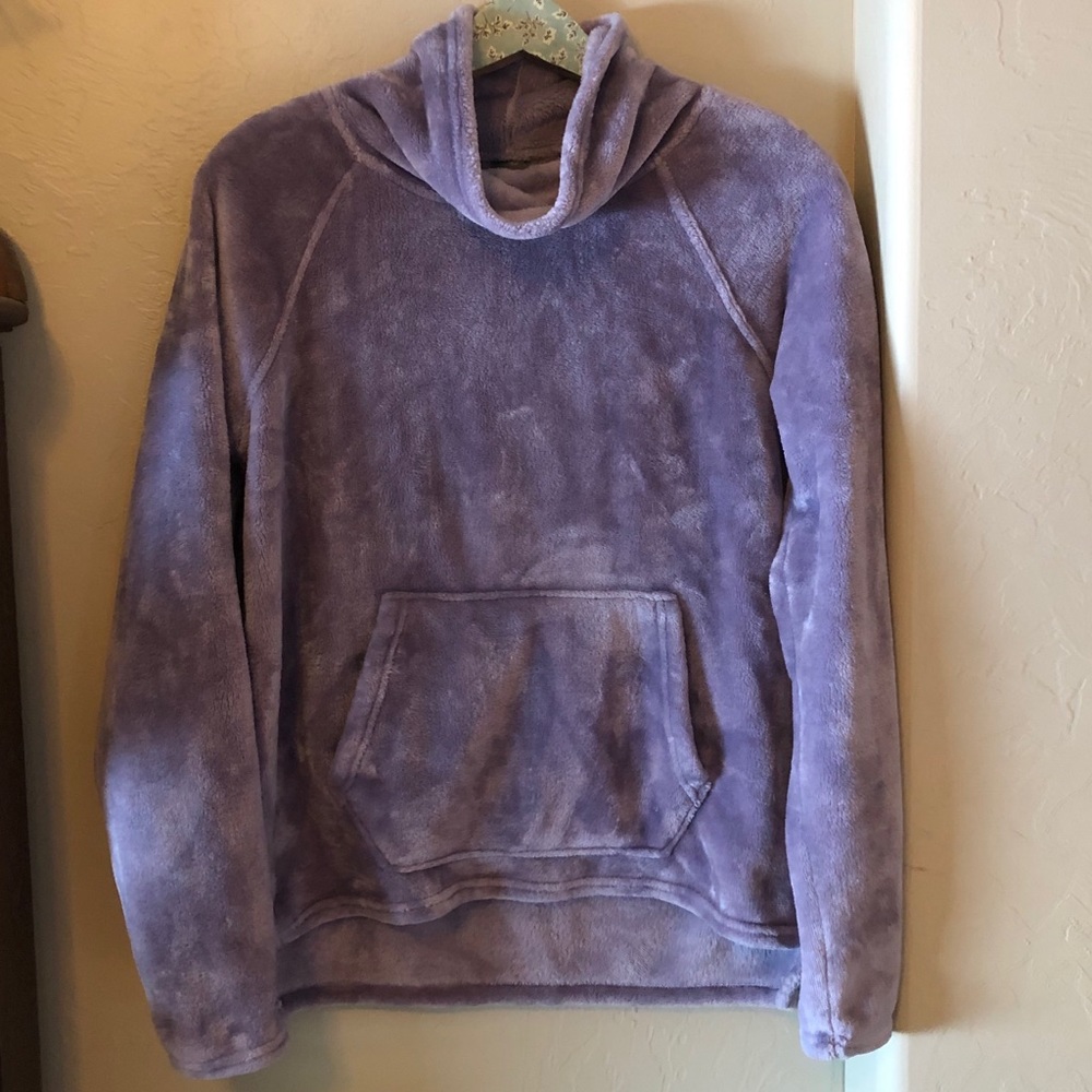 C9 Pullover